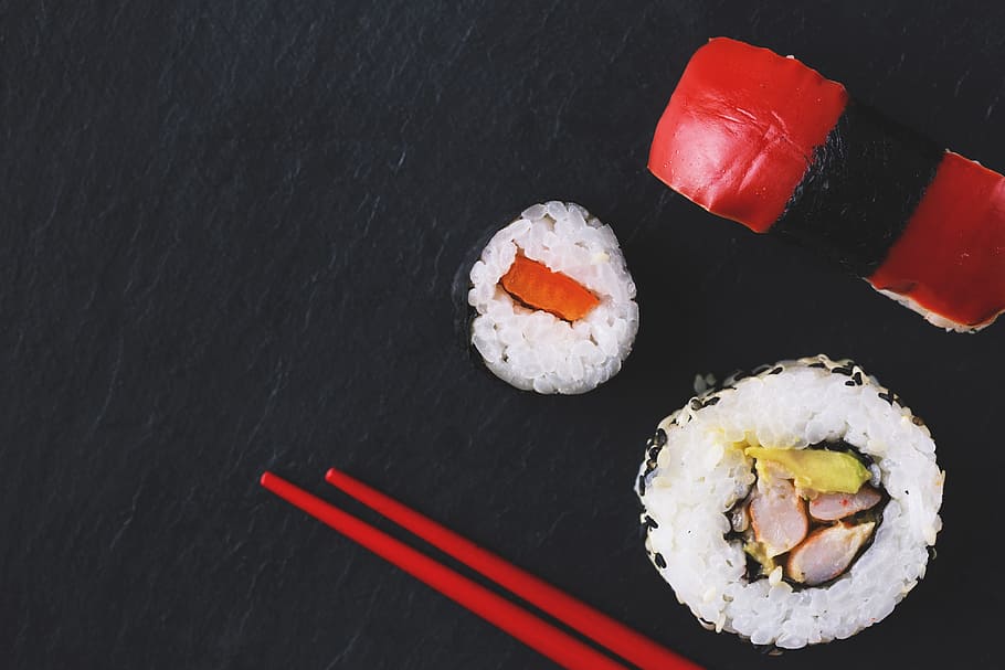 sushi, vermelho, pauzinhos, comida e bebida, asiáticos, prato, comida japonesa, comida asiática, arroz, comida