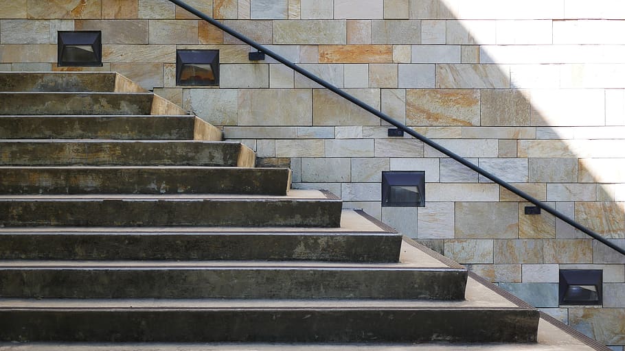 escaleras, escalones, hormigón, escalera, escalones y escaleras, arquitectura, estructura construida, vista de ángulo bajo, barandilla, exterior del edificio