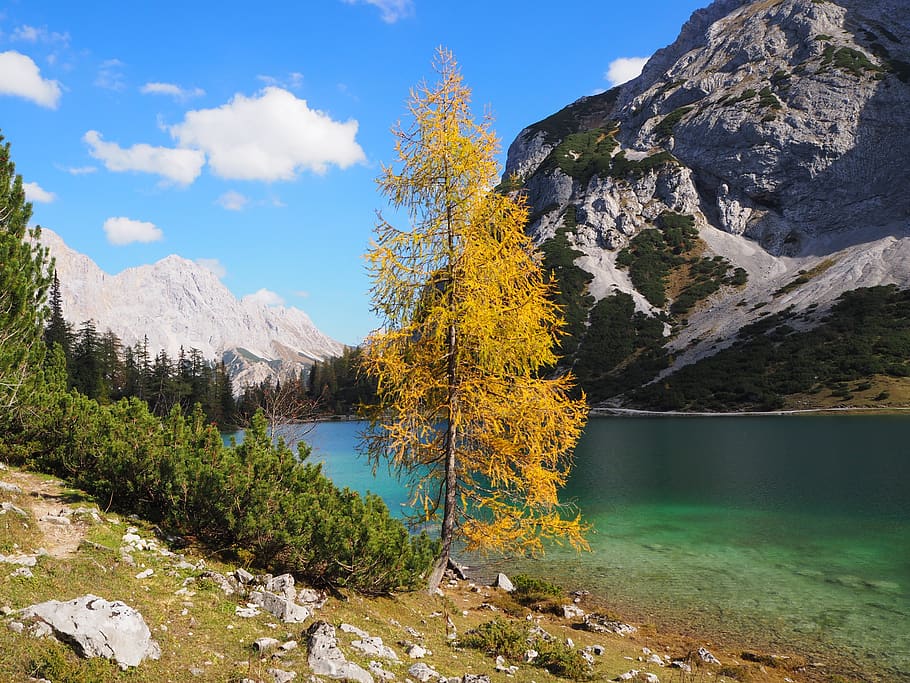 nature, landscape, mountains, mountain world, lake, bergsee, autumn, autumn mood, autumn colours, nature paradise