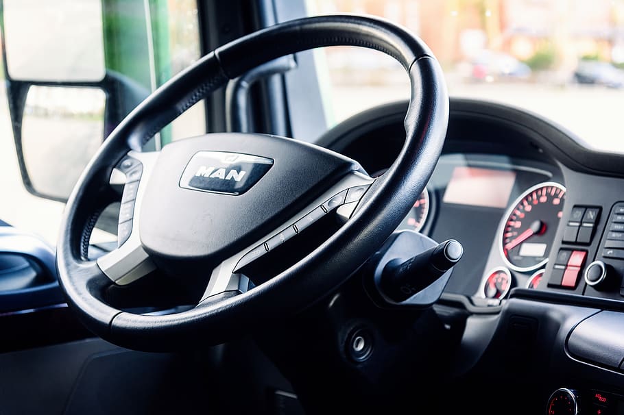 steering wheel, cockpit, truck, dashboard, interior, speedo, workplace, one, traffic, leather