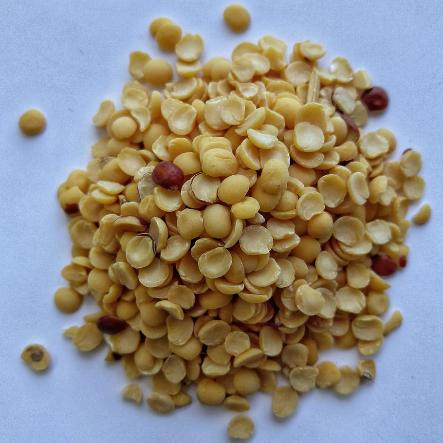 pigeon pea pulses, isolated, white, background, peogeon pea, pulse, dried, toor, dal, perennial legume