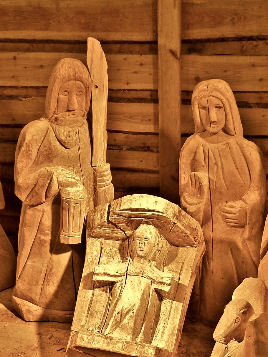 hl, family, nativity scene, wooden figures, wood, christmas, mary and joseph, jesus, faith, religion