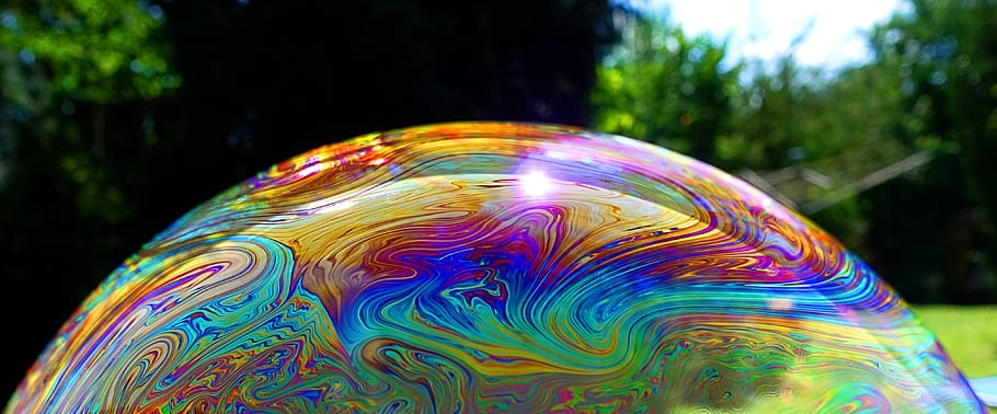 soap bubble, color, colorful, iridescent, kunterbunt, multi colored, close-up, soap sud, focus on foreground, nature