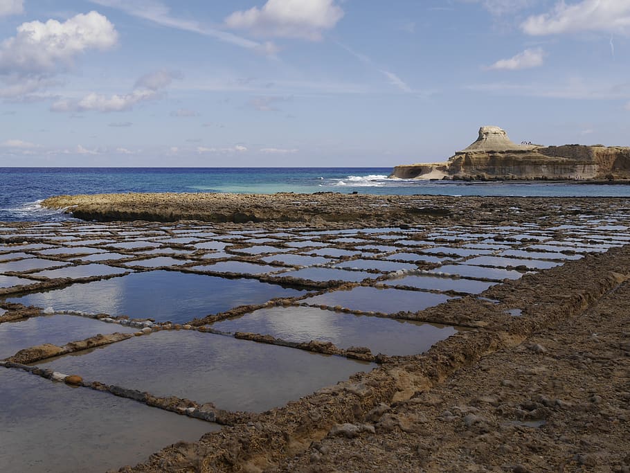 gozo, salinas, soleado, mar, costa, agua, cielo, playa, tierra, horizonte sobre el agua