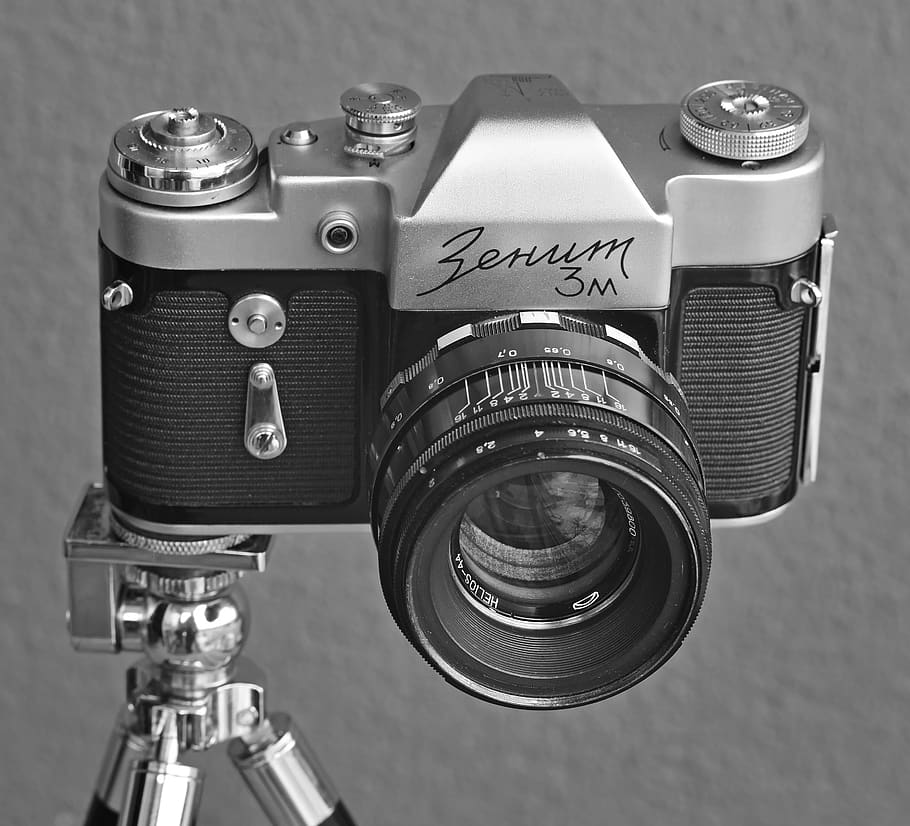 câmera vintage, câmera retro, câmera de filme, velho, usado, filme, lente helios, analógico, fotografia, tripé