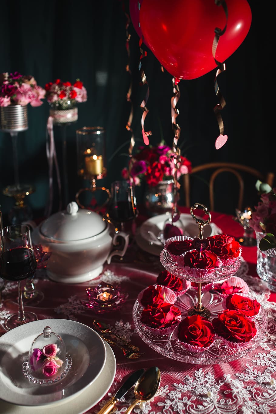 dekorasi meja, &, bunga, valentine, meja, cinta, romantis, bersama-sama, romansa, peralatan makan