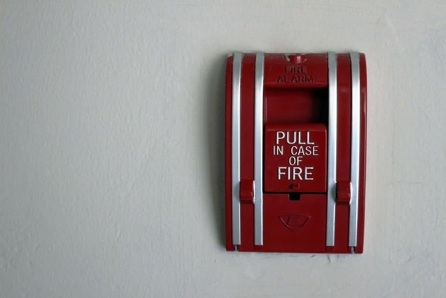 vermelho, alarme de incêndio interruptor de emergência, fogo, alarme, interruptor, botão, parede, puxar, para baixo, vintage