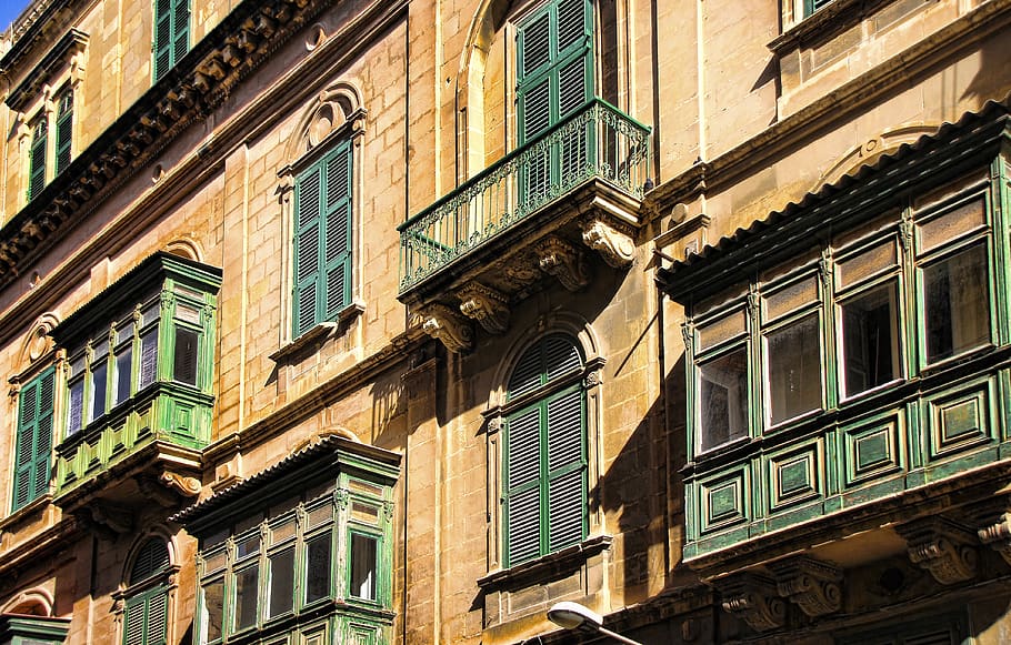 malta, balcony, facade, bowever, building, house, architecture, window, wall, old