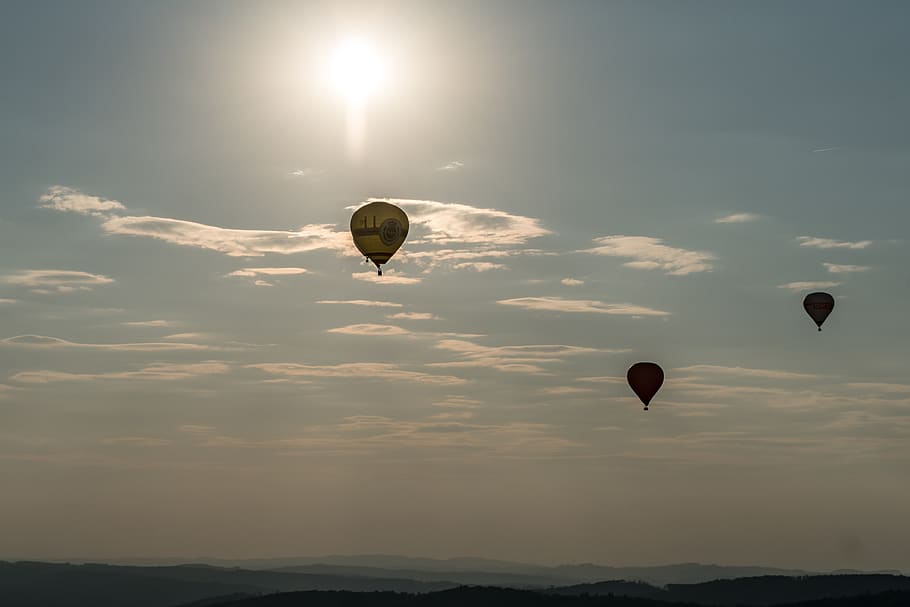 balloon sports, balloon, ballons, hot air balloon, sky, clouds, hot air balloon ride, sunset, lighting, evening