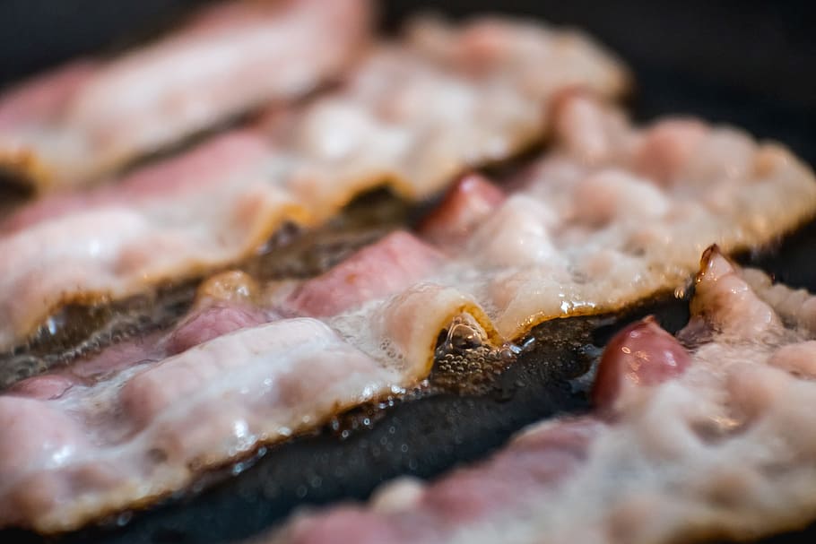 sizzling bacon, food and Drink, meat, meats, food, freshness, close-up, pork, indoors, selective focus