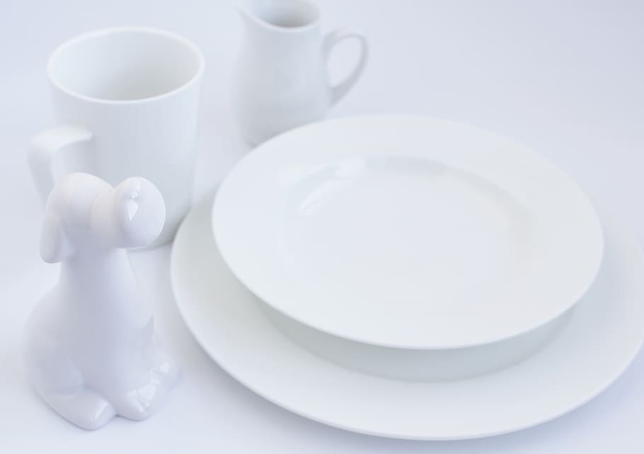 tableware, plate, lunch, canteen, dish, kitchen, ceramics, restaurant, breakfast, white