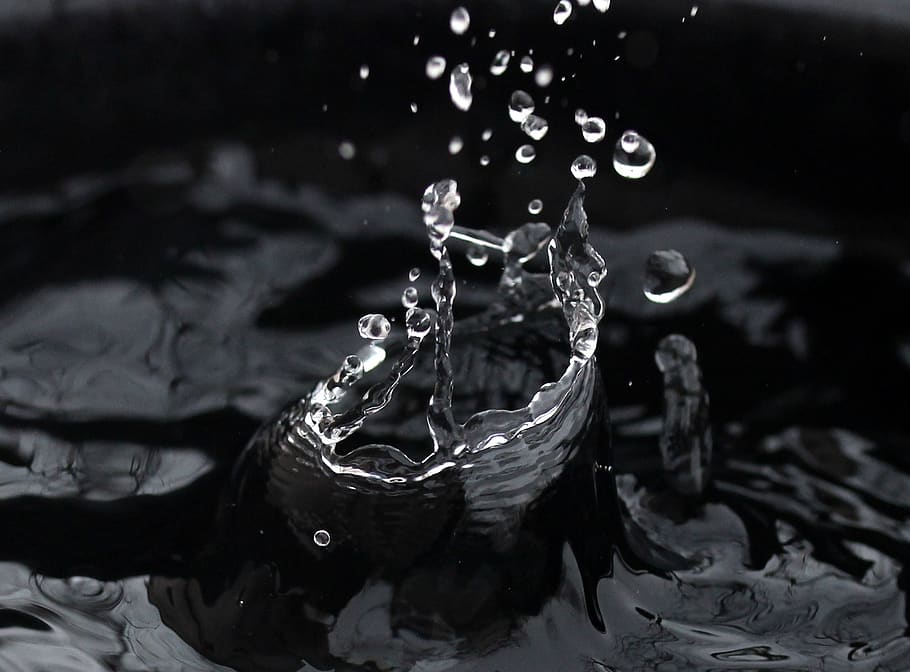 water, splash, drops, splashing, motion, drop, close-up, rippled, nature, focus on foreground