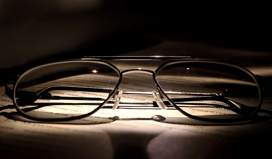 óculos, documento, quadros, ler, visão, olhos, escuro, close-up, dentro de casa, vidro - material