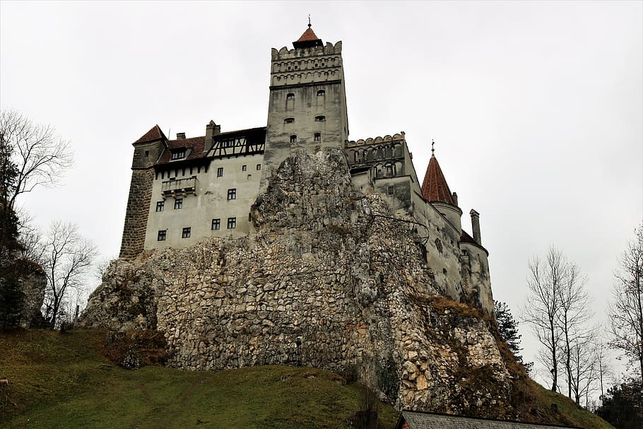 dedak castelul, romania, kastil, eropa, musim gugur, transylvania, benteng, menara, perjalanan, pariwisata