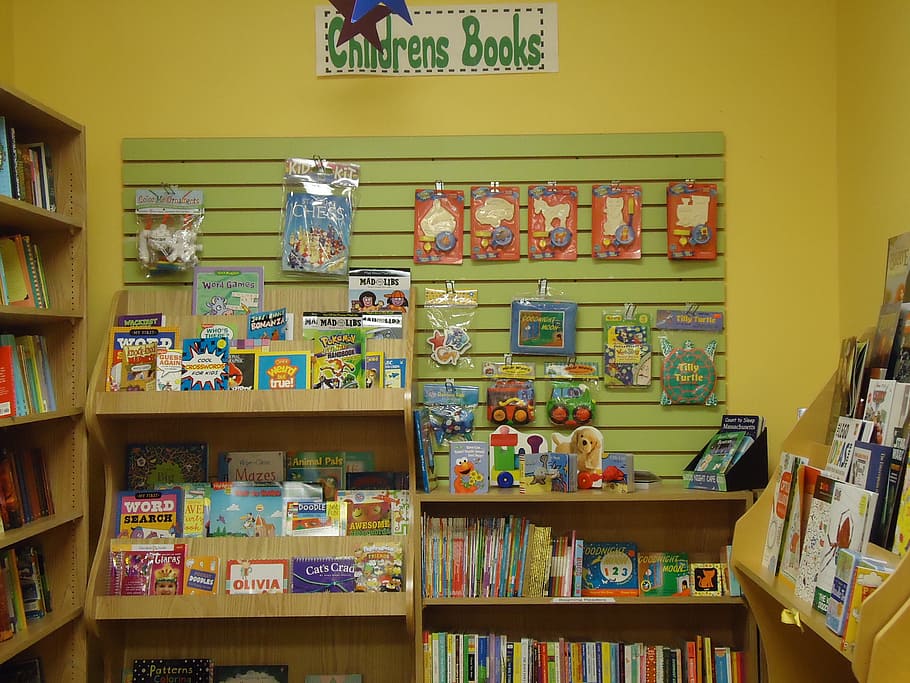 niños, libros, pared, juguetes, exhibición, estantes, estante, librería, tienda, compra