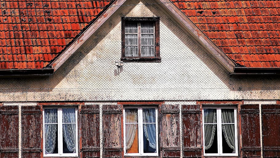 old, the structure of the, the window, shutters, house, the roof of the, architecture, family, wooden, facade