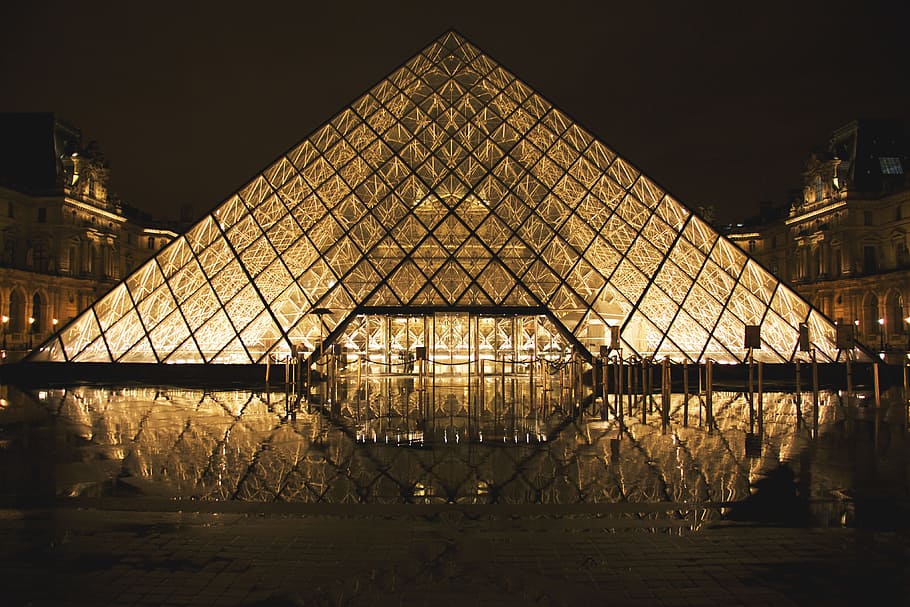 Louvre en París, arquitectura, París, estructura construida, exterior del edificio, noche, iluminado, reflexión, nadie, destinos de viaje