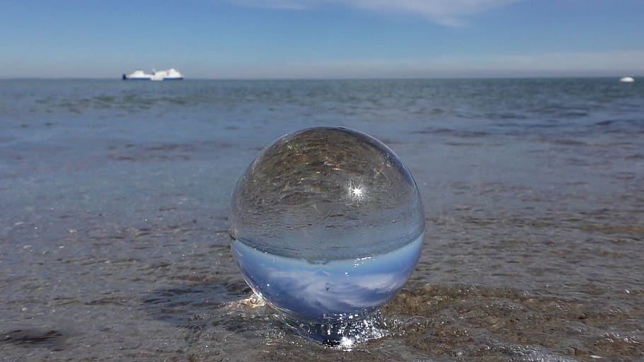 bola de cristal, bola, foto de la bola, vidrio, imagen del globo, reflejo, redondo, espejo, transparente, agua