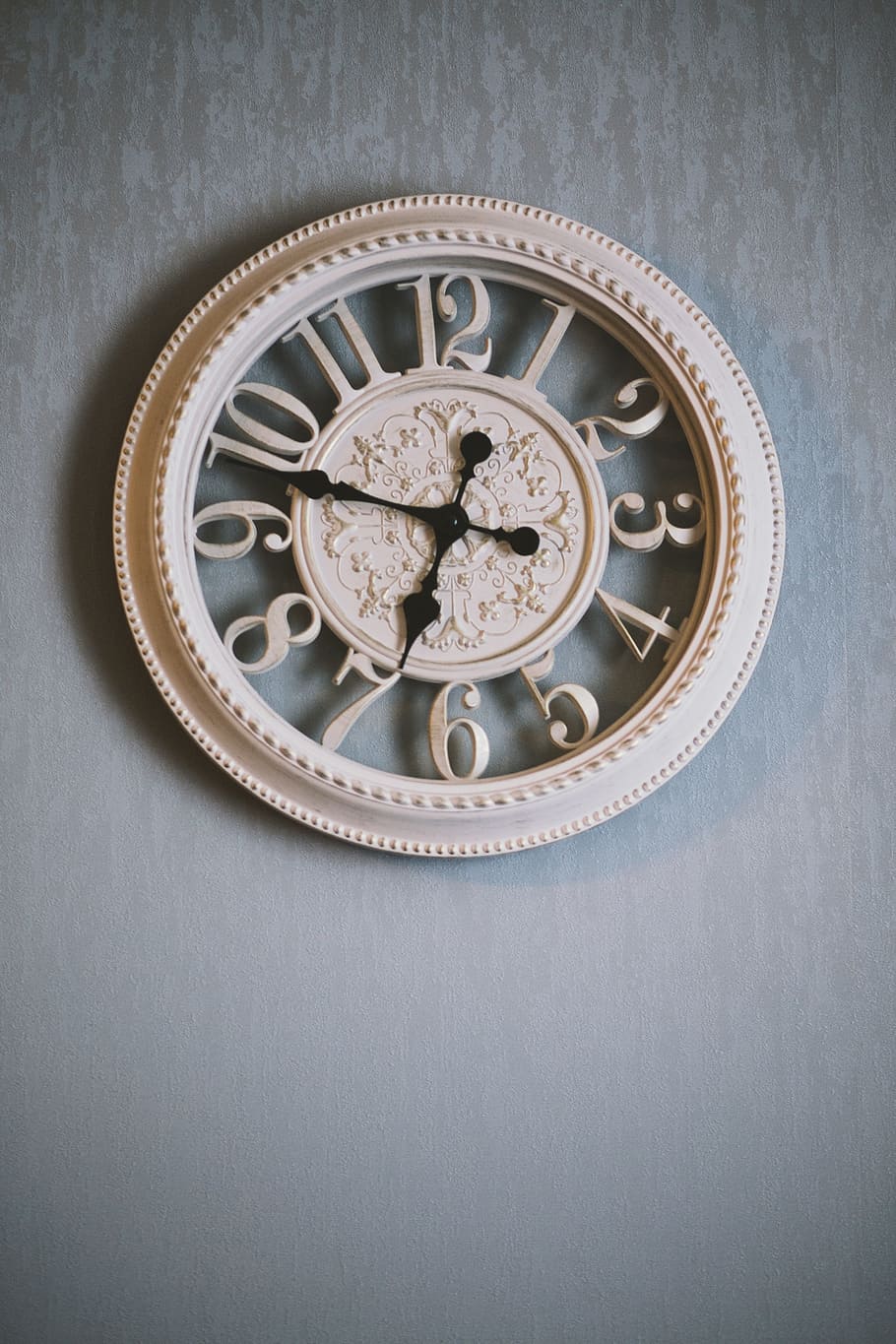 contemporay, wall, clock, time, antique, hands, retro, furniture, style, indoors