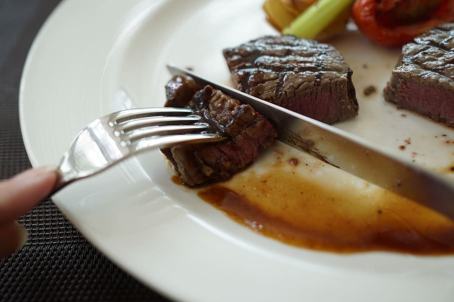 steak, makanan, restoran, daging, makan malam, makan di luar, makan siang, steak tenderloin, tapi rouge, makanan dan minuman