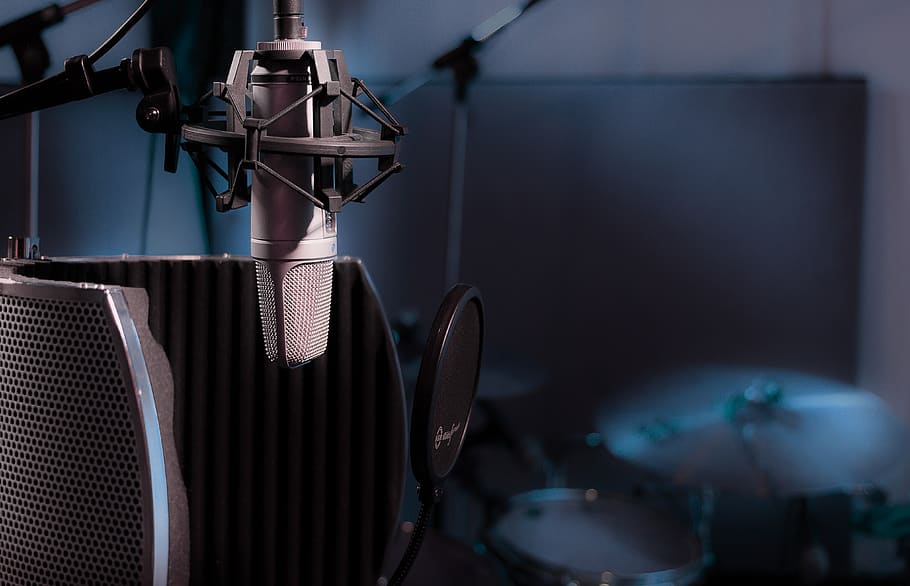 studio, micro, microphone, singing, studio recording, music, recording, large-diaphragm, blue, grey