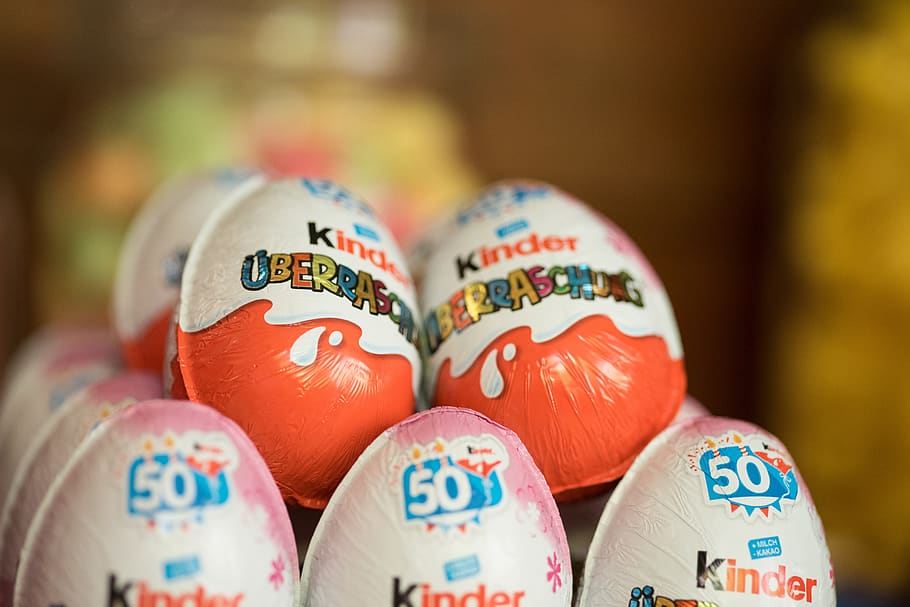 kinder surprise, children, chocolate, egg, toys, sweetness, eat, close-up, selective focus, group of objects