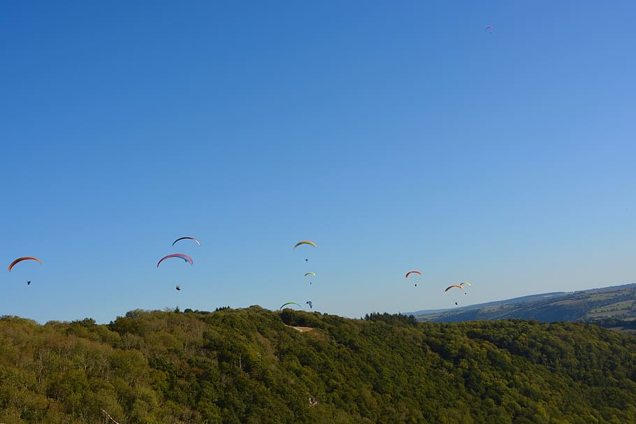 parapentes, sitio de despegue, vistas panorámicas, sitio de vuelo, normandía, clécy paragliding duo, parapente en tándem, viento, aventura, pasatiempos