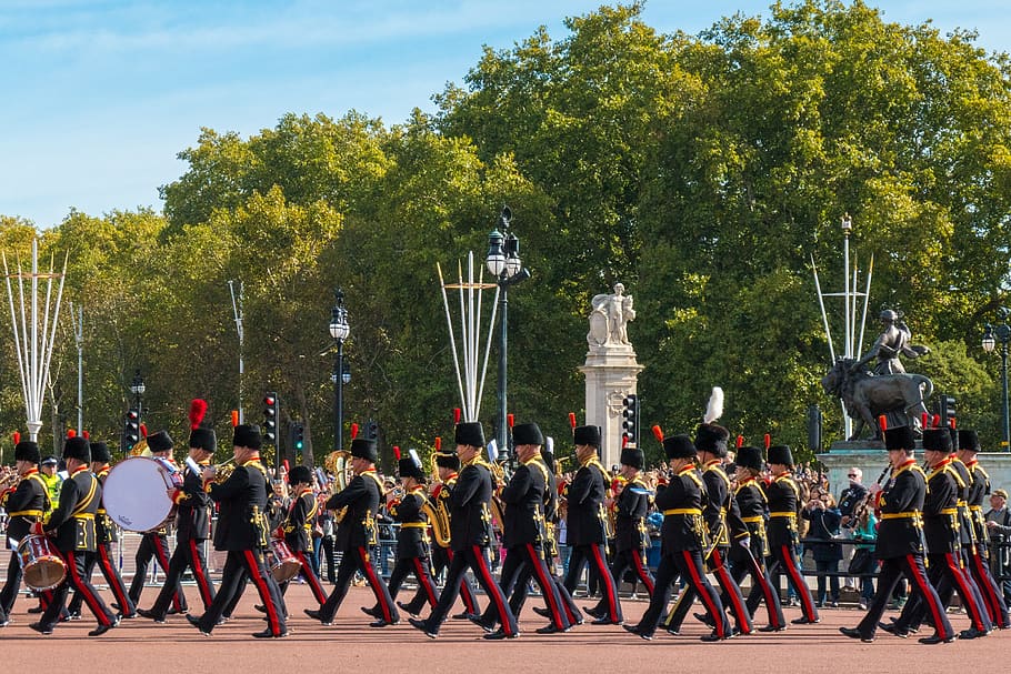 england, london, brexit, march, changing the guard, royal, capital, uniform, palace, group of people