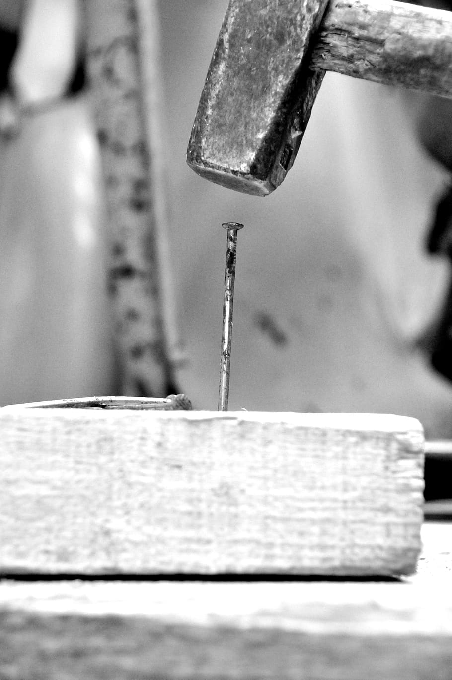 nail, hammer, craft, work, focus on foreground, metal, close-up, selective focus, equipment, machinery
