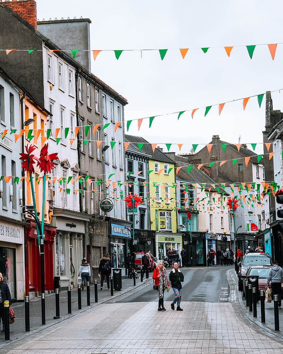 colorful, streets, cobblestone, village, ireland, kilkenny, street, flags, crossing street, festival