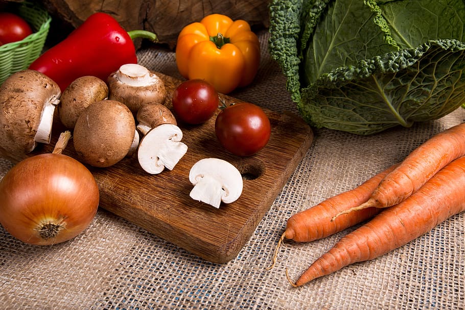 carrots and vegetables, food and Drink, cabbage, carrots, chopping Board, hD Wallpaper, mushrooms, onion, peppers, vegetable