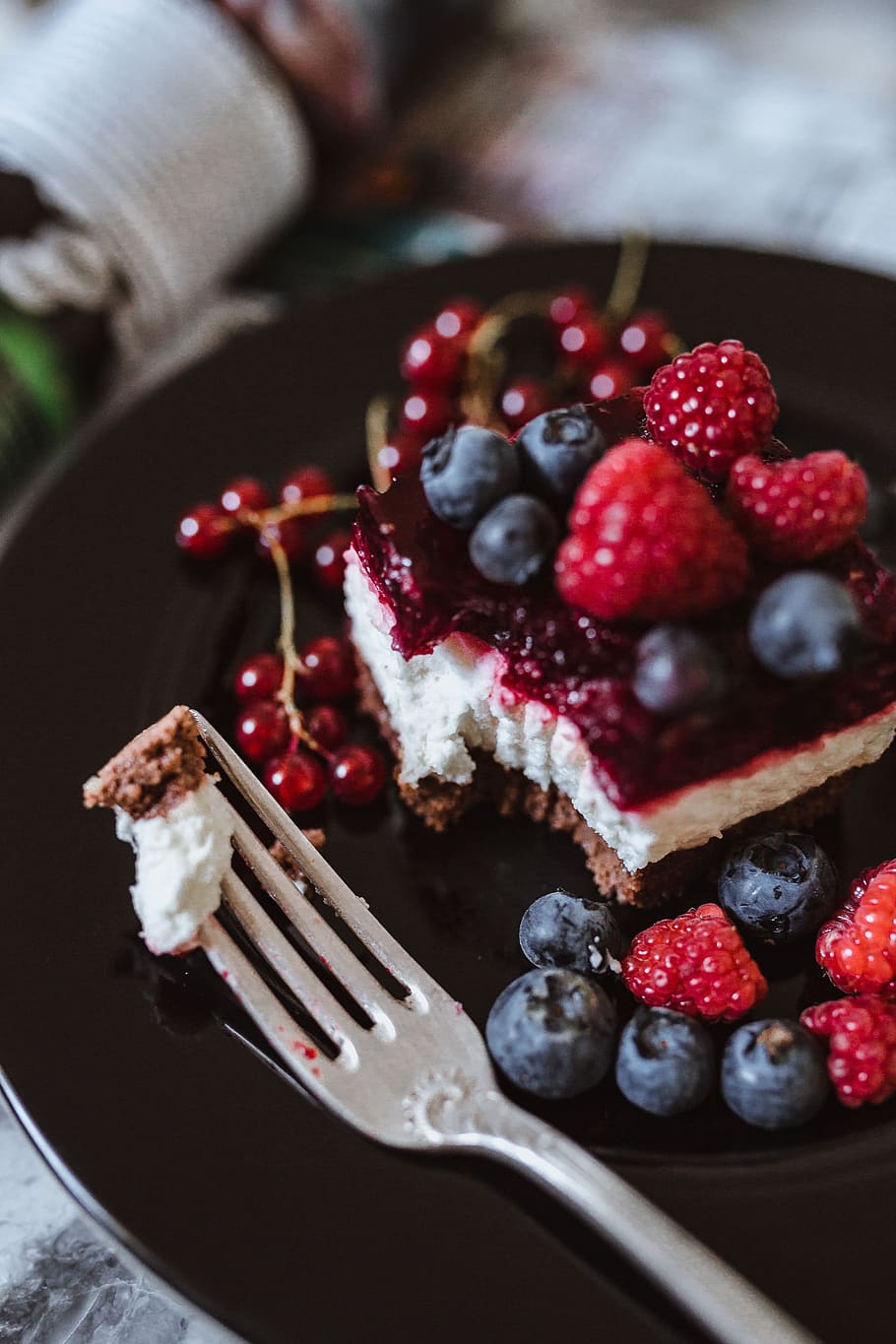 cheesecake, blueberries, raspberries, fruits, cake, homemade, blueberry, dessert, raspberry, pie