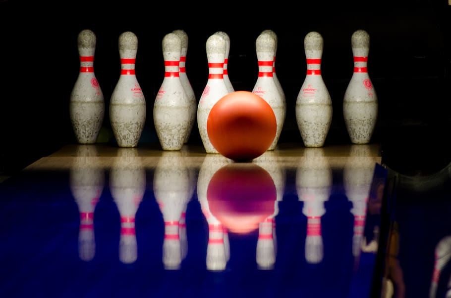 bowling, pins, ball, playing, alley, sport, bowling alley, lane, indoors, reflection