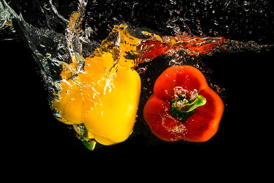 fruits, vegetables, vegetable, yellow pepper, red pepper, fruit, pepper, water, splash, food