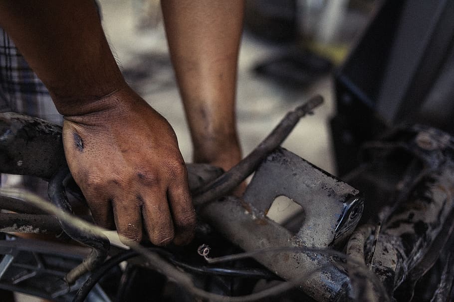 hands, work, dirty, dirty hands, hard work, mechanic, working, motorcycle, occupation, one person