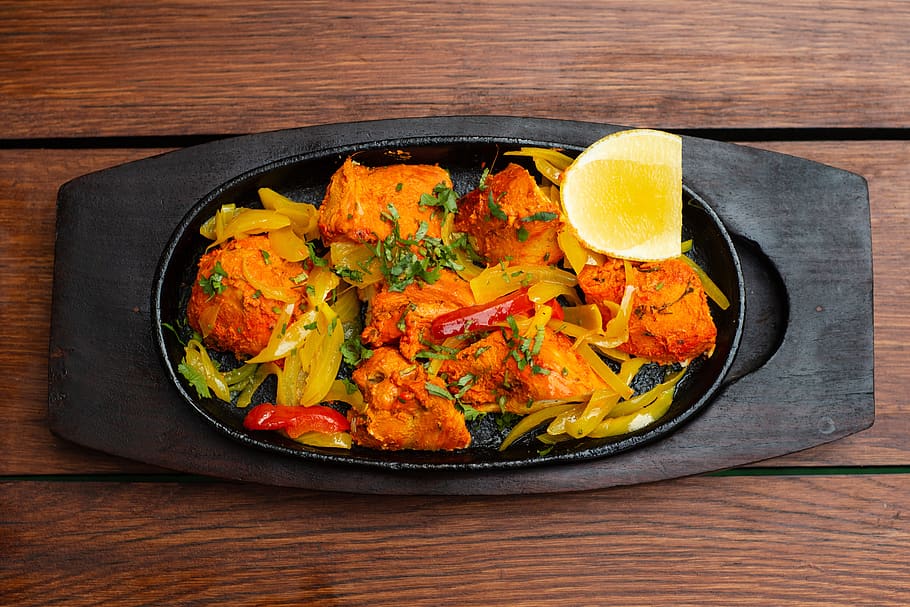 tandoori, pollo tikka, comida india, cocina india, comida, cocina, especias, sabor, puerta de la india, restaurante indio