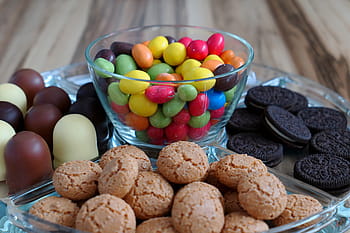 chocolate-sweetness-nibble-food-royalty-free-thumbnail.jpg