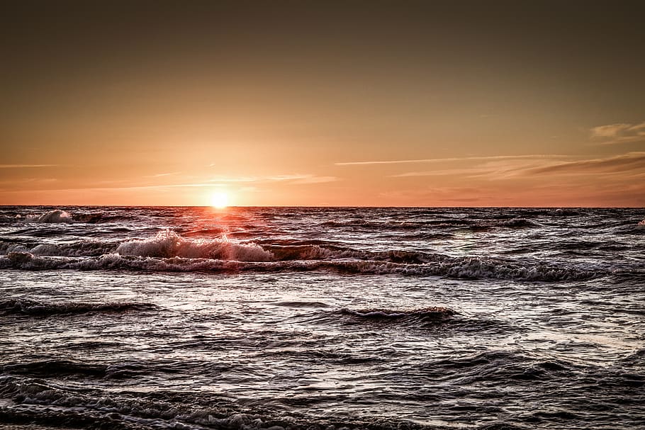 mar, puesta de sol, fiesta, relajación, océano, el horizonte, la inmensidad de las aguas, agua, la costa, las olas