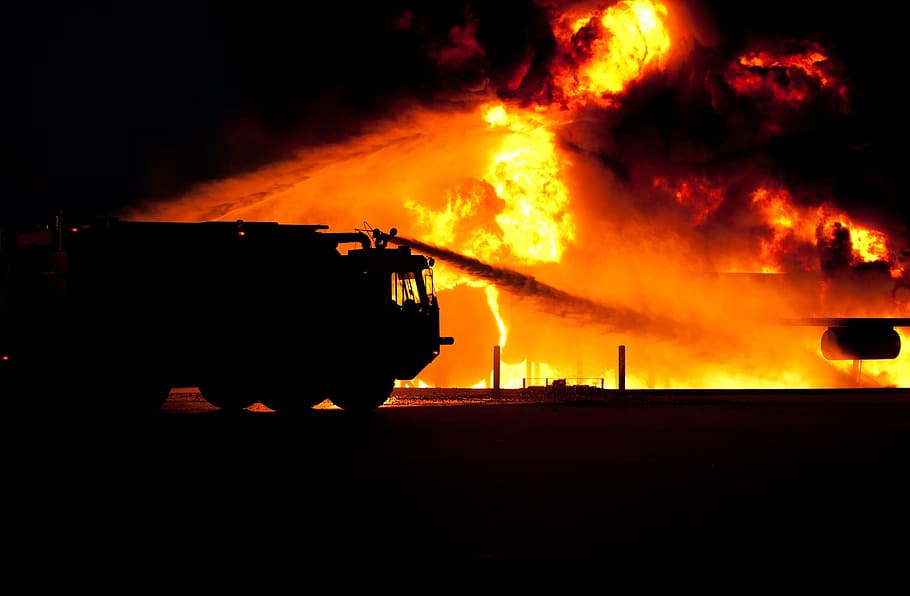 fire, onfire, aircraft, accident, incident, burning, flame, fire - natural phenomenon, heat - temperature, accidents and disasters