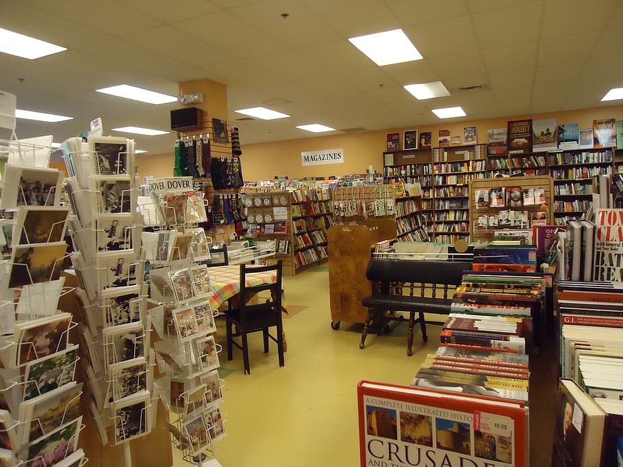livraria, livros, exibir, loja, prateleiras, mercadoria, cartões, cartões postais, grande grupo de objetos, dentro de casa
