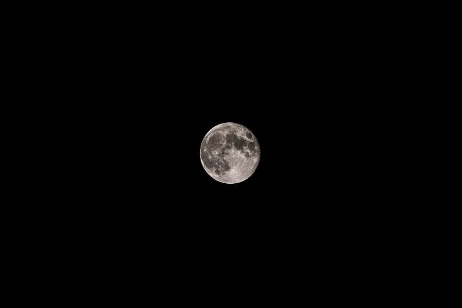 black and white, moon, dark, night, photography, space, astronomy, sky, full moon, beauty in nature