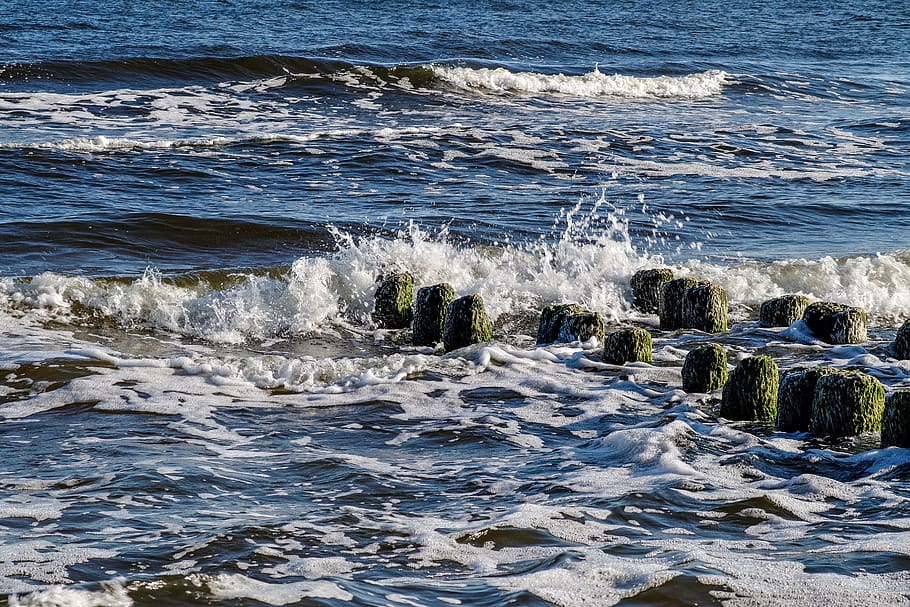 brisa marina, las olas, mar, espuma de mar, rompeolas, viento, vacaciones, piscina, mar báltico, paisaje