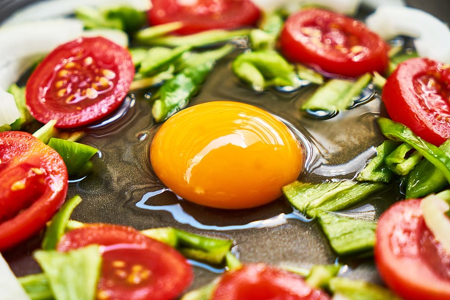 egg, yellow, omelet, menemen, pepper, onion, vegetable, red, healthy, health
