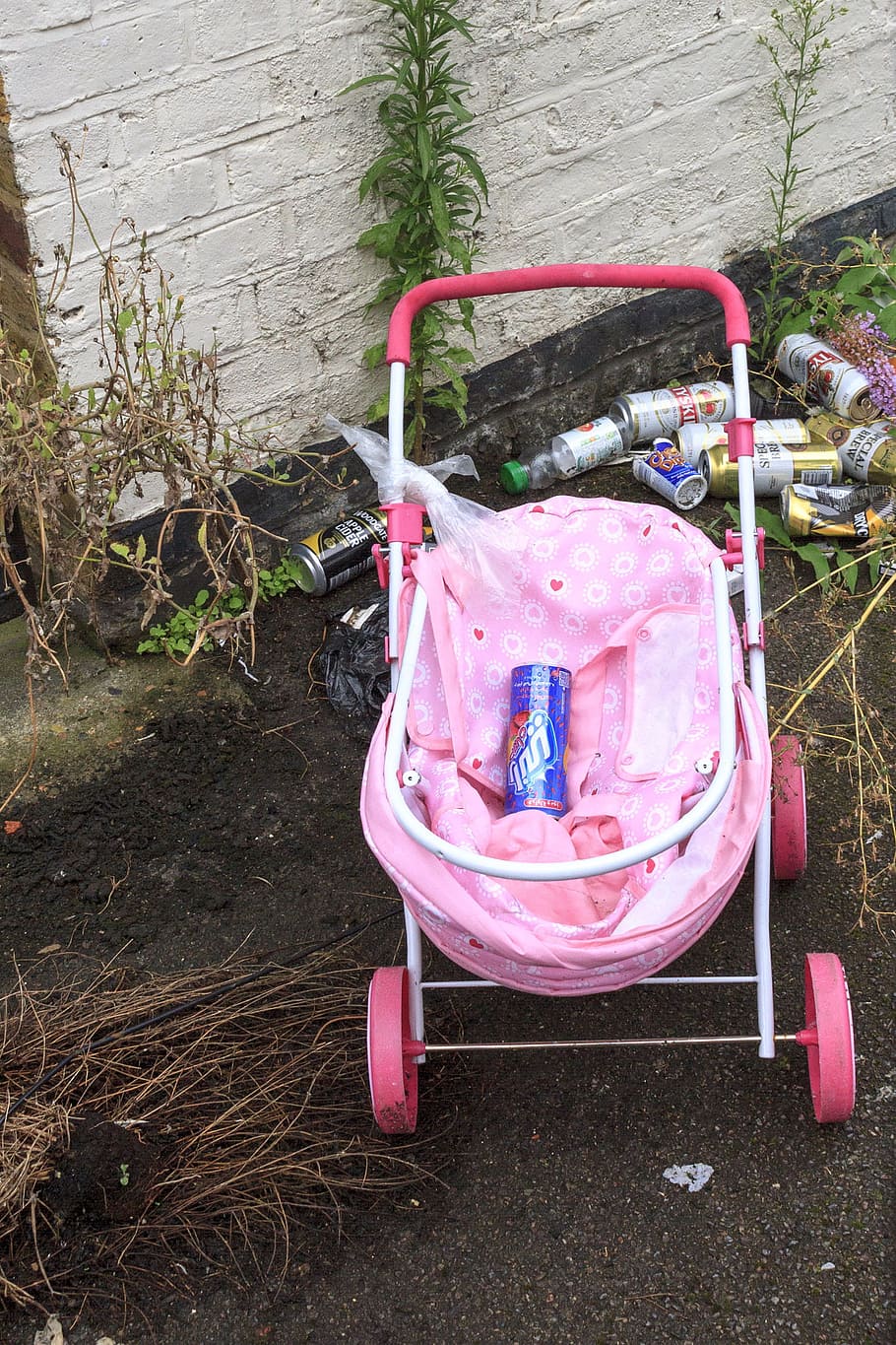 baby stroller, beer cans, junk., pink, stroller, beer, cans, camden, london, city