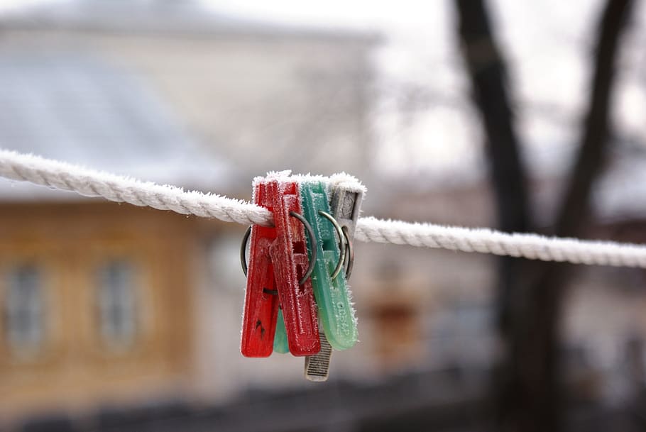 zing, winter, snow, leann, frozen, focus on foreground, close-up, day, rope, hanging