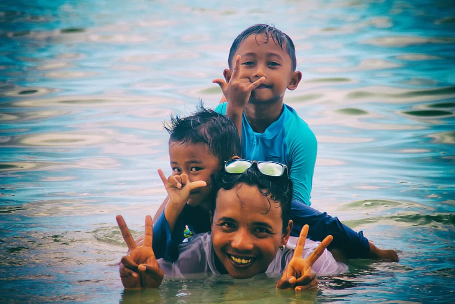 verano, mar, playa, niños, jugando, agua, mojado, jari, Pantai, Indonesia