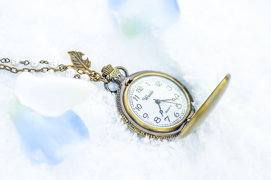 clock, watch, pocket watch, chain, antique, jewelry, snow, winter, miscellaneous goods, still life
