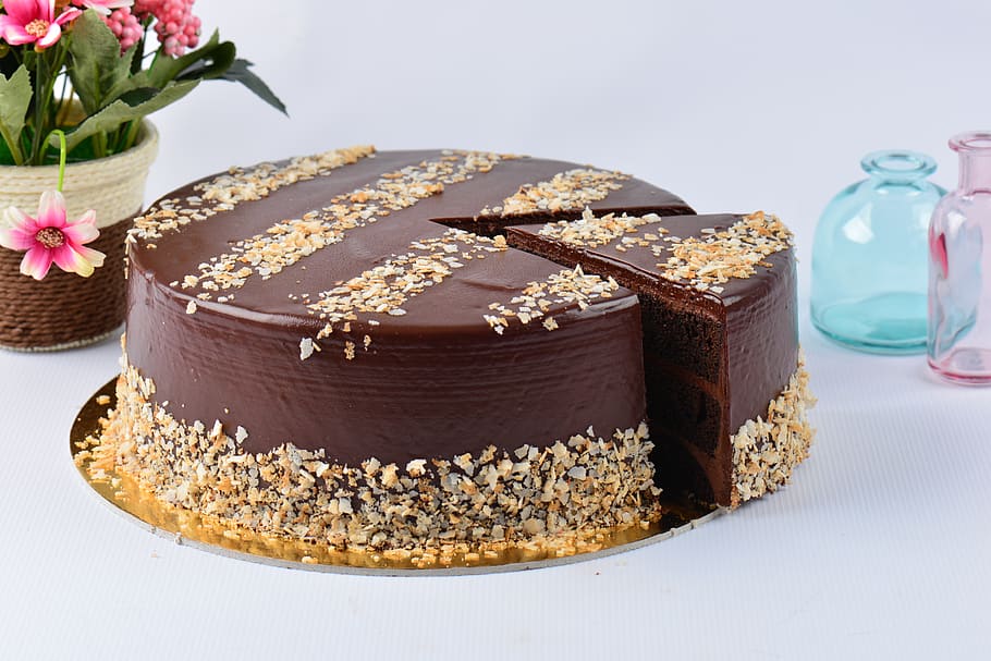 ferrero rocher cake, cake, dessert, delicious, sweet, bake, birthday, eat, cream, pastries