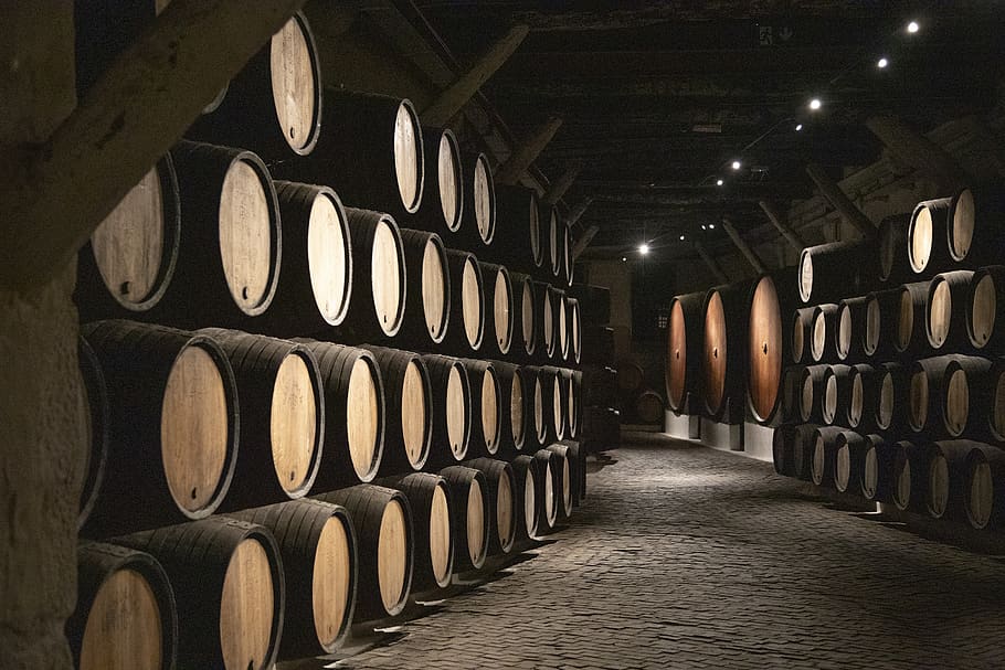 barrels, cava, wine, porto, winery, flavor, wood, alcohol, grapes, drinks