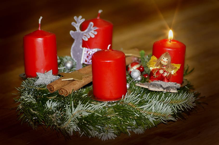 first advent, advent wreath, advent, candles, christmas jewelry, decorated, holly, christmas time, christmas, flame